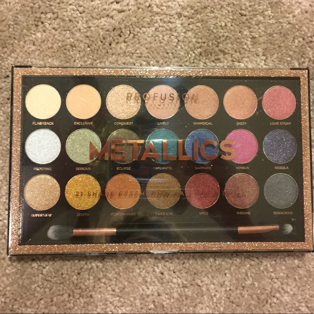 ✨🆕 Profusion Metallics 21 Piece Eye Palette 🎨✨